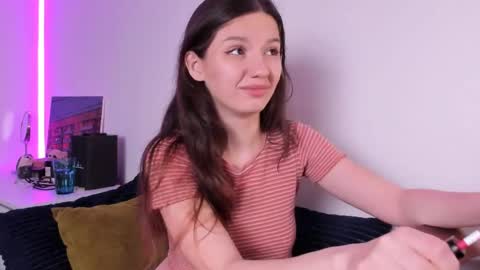 Snapshot of miabellee_ chatting on June 2026 12:39:02 AM mia online show from June 2026 12:39:02 AM