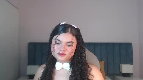 Snapshot of miabloomm chatting on September 2025 02:24:01 AM Miabloomm online show from September 2025 02:24:01 AM