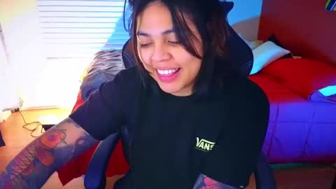 Mia online show from January 2025 12:13:02 AM