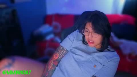 Mia online show from November 2025 12:54:02 AM