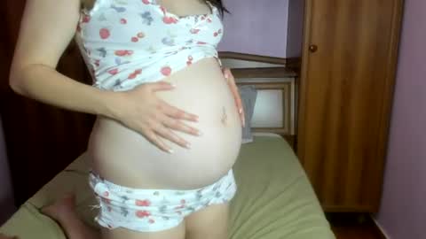 Mia online show from June 2026 09:14:01 AM