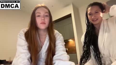 Mia online show from February 2026 11:24:02 PM