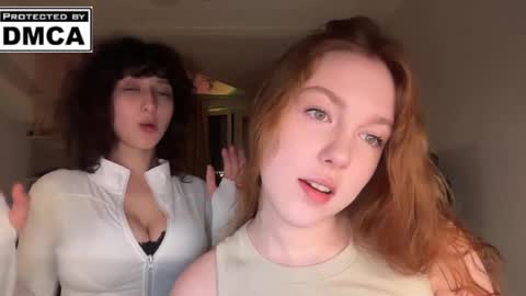 Mia online show from May 2026 11:10:02 PM