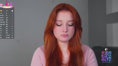 Mia online show from November 2025 03:12:02 PM