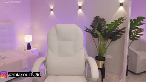 Mia Gomez online show from September 2025 12:28:02 PM