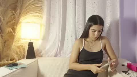 Snapshot of miagomez1 chatting on June 2026 02:53:01 AM Mia Gomez online show from June 2026 02:53:01 AM