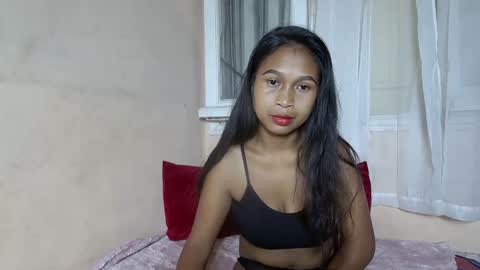 miah_land online show from February 2025 05:25:01 AM