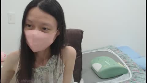 miahchan68 online show from October 2025 12:30:02 PM