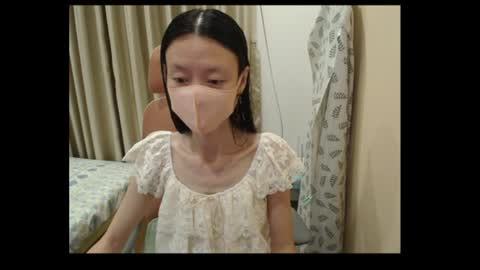 miahchan68 online show from June 2026 04:40:02 PM