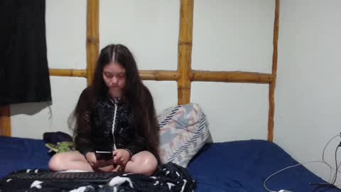 Mia  Sam online show from February 2025 02:04:01 AM