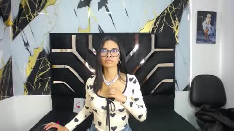 miahotcs online show from February 2026 02:10:01 PM