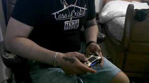 Snapshot of miaking chatting on February 2025 04:37:01 AM Mark online show from February 2025 04:37:01 AM