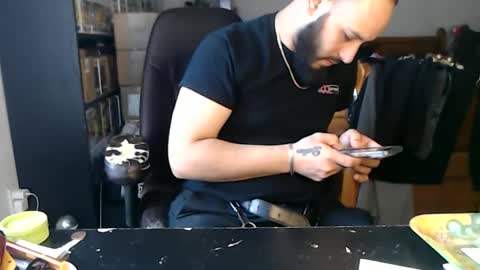 Snapshot of miaking chatting on February 2026 08:29:01 PM Mark online show from February 2026 08:29:01 PM