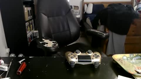 Snapshot of miaking chatting on March 2026 04:40:01 AM Mark online show from March 2026 04:40:01 AM