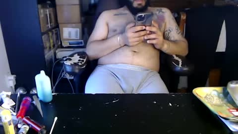 Snapshot of miaking chatting on March 2026 12:44:02 PM Mark online show from March 2026 12:44:02 PM