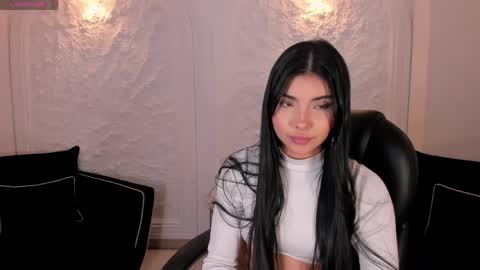 Call me Mia  online show from April 2026 07:26:01 PM