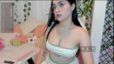 mia 600am-1000am Colombia time online show from March 2025 02:30:02 AM