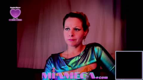 Mia online show from April 2026 01:03:01 AM