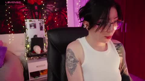 Lili online show from March 2026 03:06:02 AM