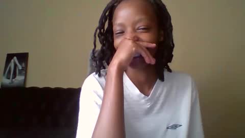 Muffin online show from April 2026 10:23:02 PM