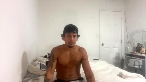 miamiclos1 online show from November 2025 01:48:01 PM