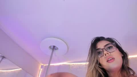 Mia Mistrex online show from January 2026 07:39:01 PM