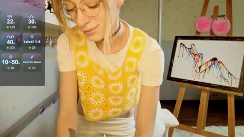Snapshot of miamooonn chatting on June 2026 01:53:02 PM MiaMoon online show from June 2026 01:53:02 PM