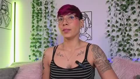 Mia Morgann online show from March 2026 01:40:02 AM