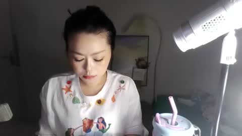 miaomiaoq online show from June 2026 06:03:01 AM