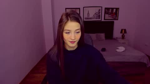 Snapshot of miapaw chatting on January 2025 05:32:01 PM Mia online show from January 2025 05:32:01 PM