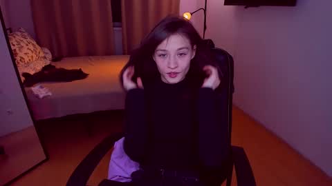 Snapshot of miapaw chatting on February 2025 11:15:02 PM Mia online show from February 2025 11:15:02 PM