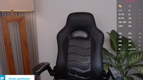 MIAPORTMANN online show from February 2026 02:25:01 PM