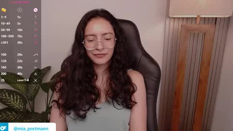 MIAPORTMANN online show from March 2026 01:07:02 PM