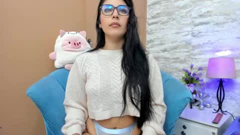 Mia Quevedo online show from January 2025 11:59:01 AM