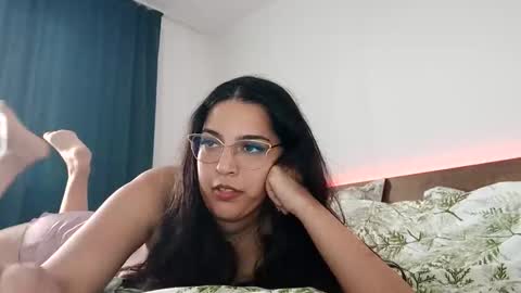 Snapshot of miareys chatting on October 2025 07:30:01 AM miareys online show from October 2025 07:30:01 AM