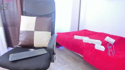 Mia Milf online show from March 2026 10:16:01 PM