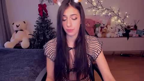 Miayna Silk online show from December 2024 07:31:01 AM