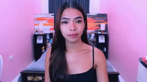 Snapshot of miasmith09 chatting on May 2026 02:05:02 AM Pau and jence online show from May 2026 02:05:02 AM