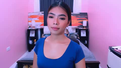 Snapshot of miasmith09 chatting on May 2026 05:49:01 AM Pau and jence online show from May 2026 05:49:01 AM