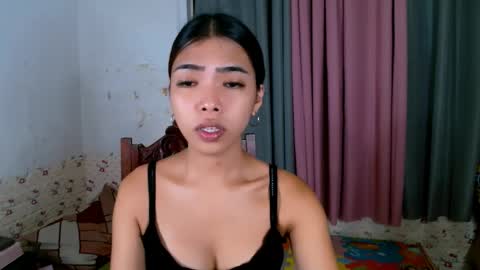 Snapshot of miasmith09 chatting on May 2026 09:46:01 PM Pau and jence online show from May 2026 09:46:01 PM