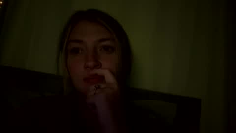 miasmith_001 online show from May 2026 02:07:02 AM