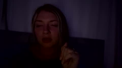 miasmith_001 online show from May 2026 01:56:01 AM