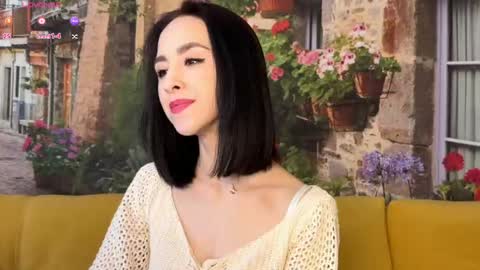 Mia online show from January 2026 07:13:01 AM