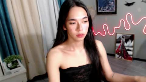 Mia online show from January 2025 11:28:01 AM