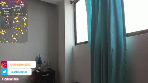 Mia Villalobos online show from December 2025 06:49:02 PM