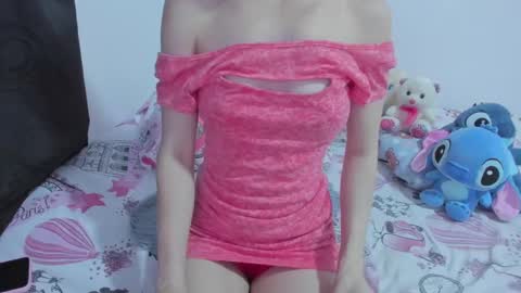 Snapshot of miavolkova_ chatting on February 2025 08:59:02 PM  Chloe  online show from February 2025 08:59:02 PM