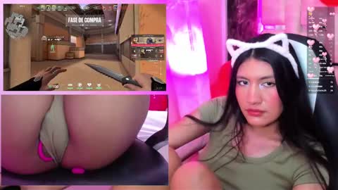 Snapshot of miavoss_ chatting on February 2025 01:08:01 AM mia online show from February 2025 01:08:01 AM