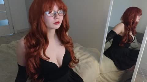 Snapshot of miaweil chatting on May 2026 11:40:02 AM Mia online show from May 2026 11:40:02 AM