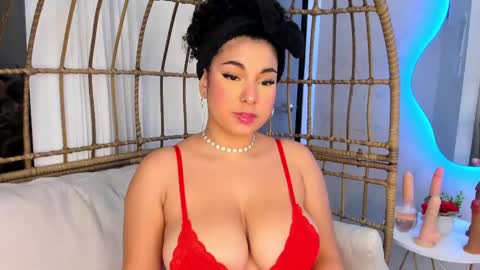Snapshot of miawoderfull chatting on February 2025 03:23:02 AM Mia online show from February 2025 03:23:02 AM