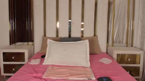 micaelahott_ online show from January 2025 04:59:01 AM